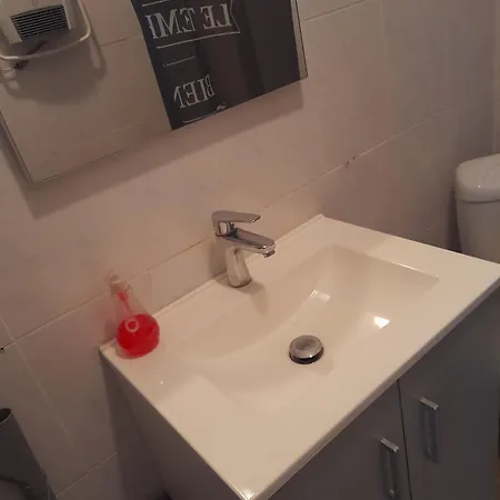 23 M2, Proche Centre, Calme, Wifi, Pk *