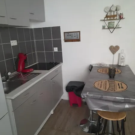23 M2, Proche Centre, Calme, Wifi, Pk Apartment Montpellier