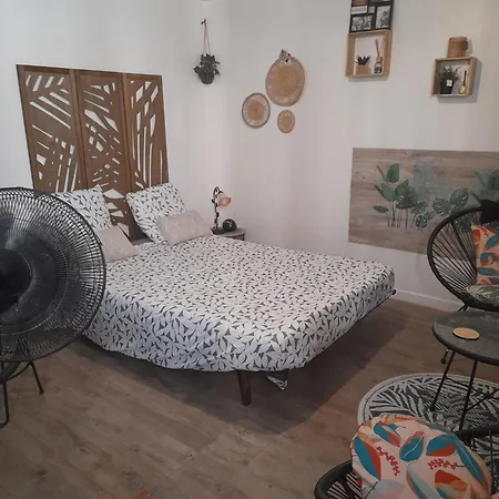 23 M2, Proche Centre, Calme, Wifi, Pk *